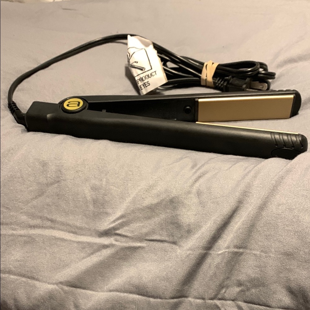 Andis Black and Gold Hair Flat Iron